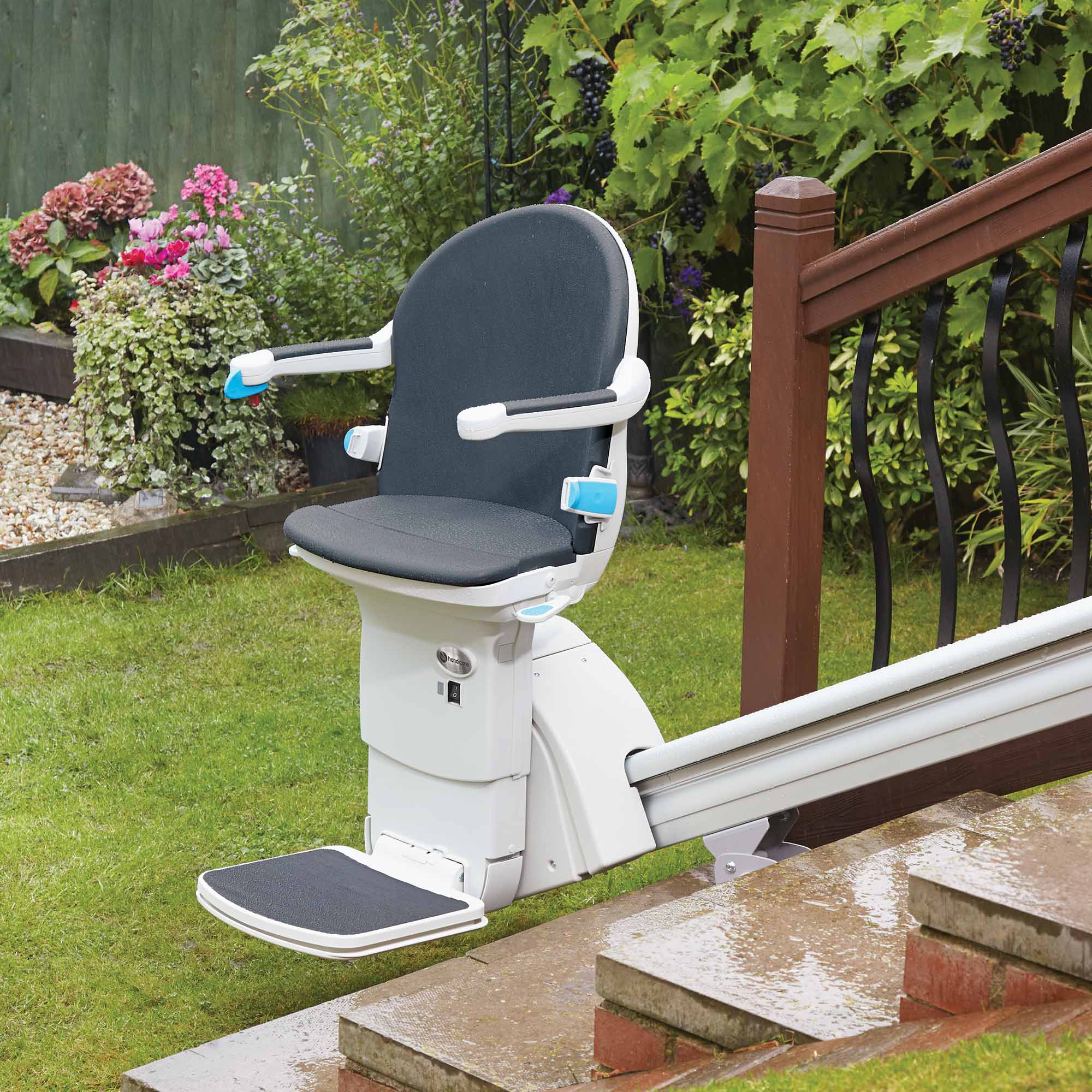 Handicare 2000 outdoor chair stairlift