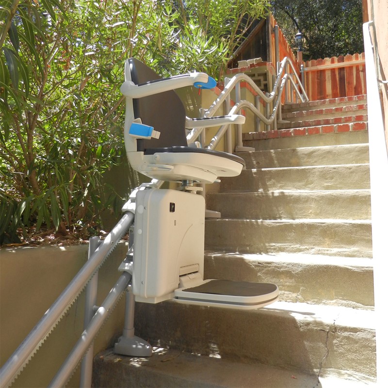 2000 outdoor stair lift