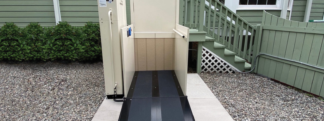 Long-Beach commercial wheelchair elevator vertical platform lifts